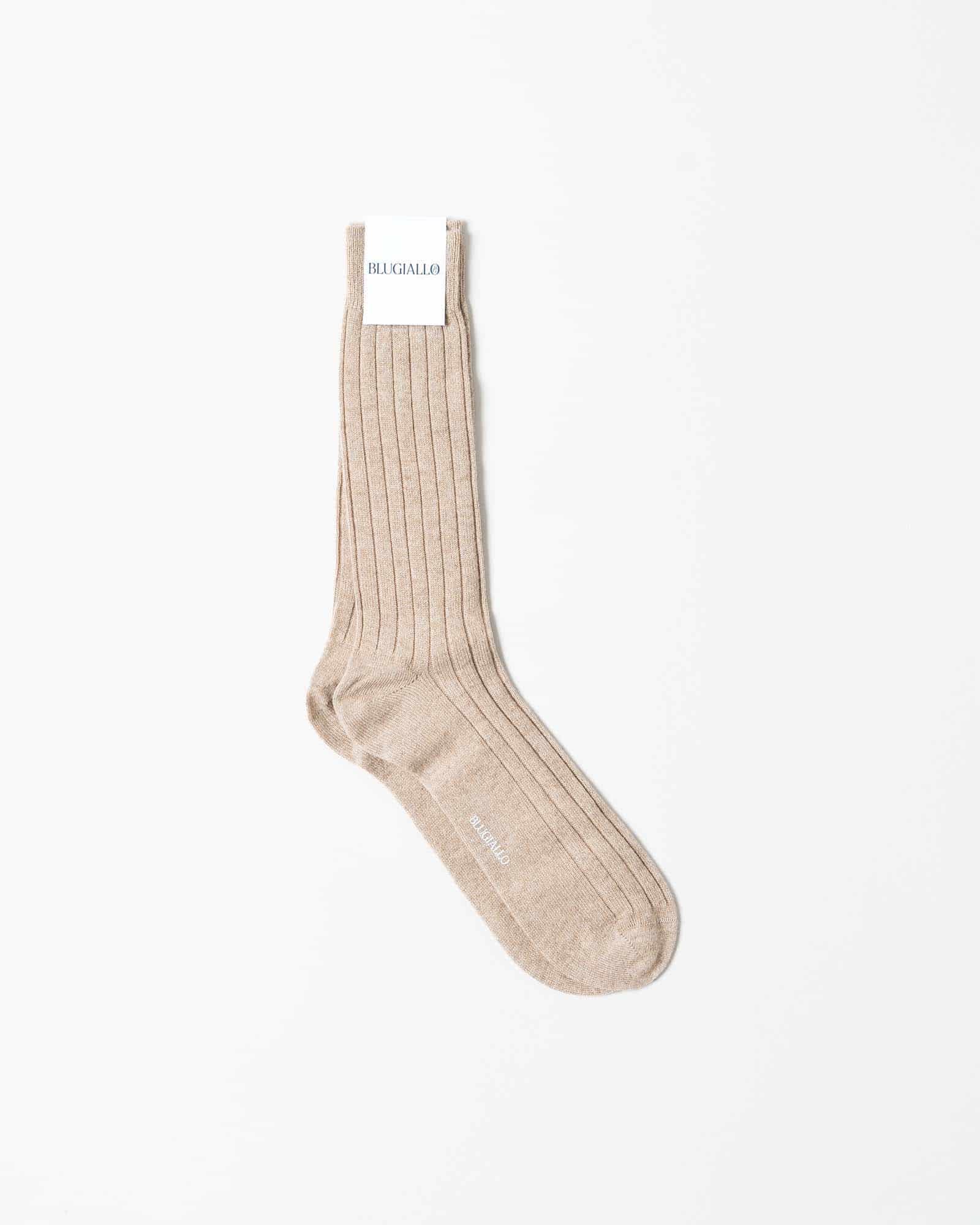 Cashmere socks beige image 1