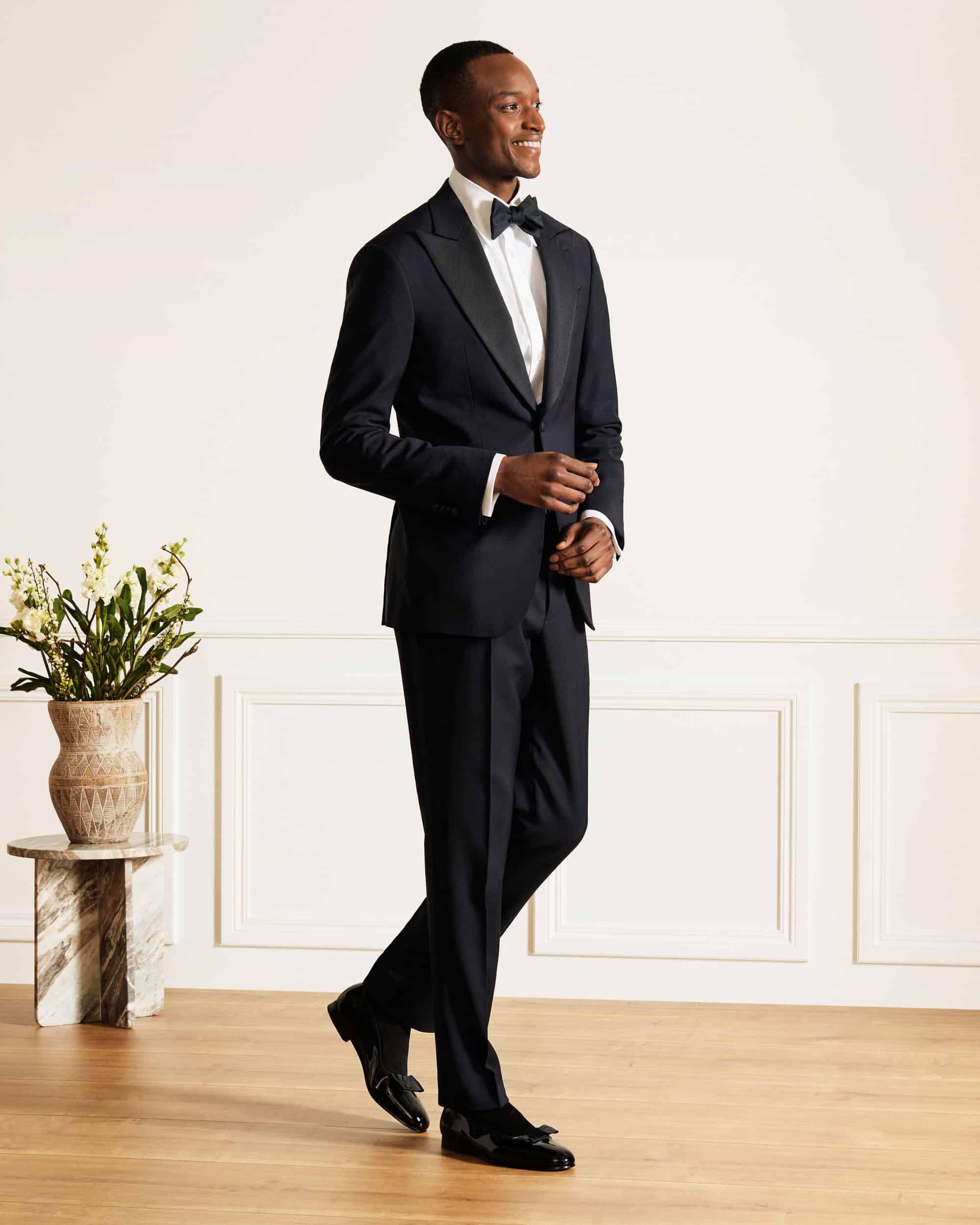 Outfit Collection 23.01 – Midnight blue tuxedo image 1