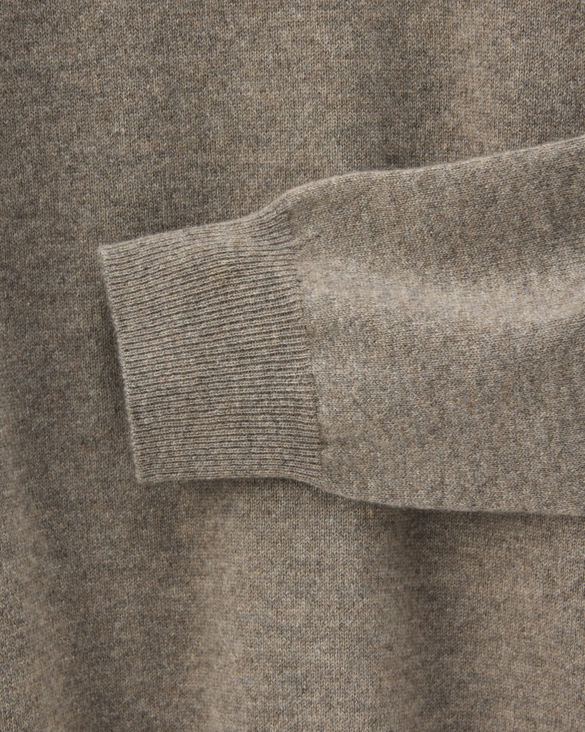 RTW Signature Crewneck taupe brown pure 2-ply cashmere image 3